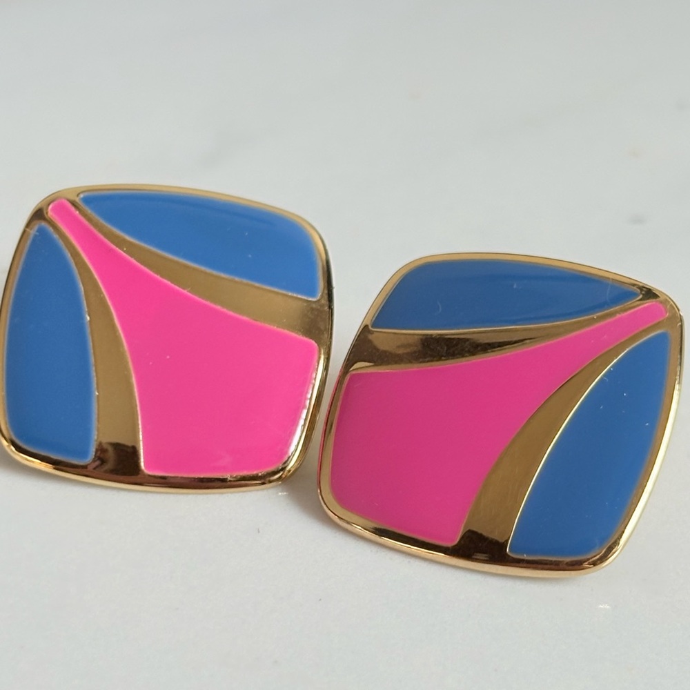 Vintage Avon 90s Geometric Square 1” Stud Earrings Fuchsia Navy Gold Tone NIB